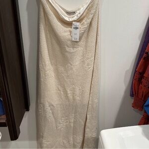 NWTCream Knit Dress strapless